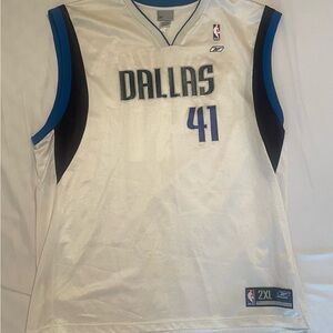 Reebok Dallas Mavericks Dirk Nowitzki jersey.